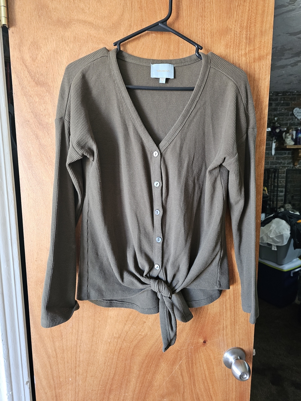 Skies Are Blue Olive Ribbed Button-Front Tie Hem Top